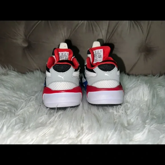 Size 6c Toddler Pumas - Picture 4 of 5